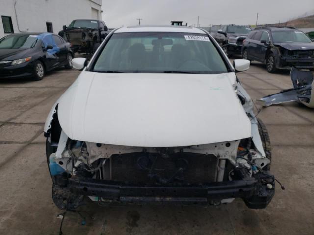 1HGCP3F82CA010178 - 2012 HONDA ACCORD EXL WHITE photo 5