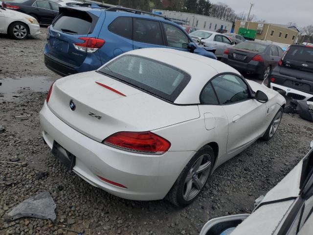 WBALL5C54DJ103797 - 2013 BMW Z4 SDRIVE28I WHITE photo 3