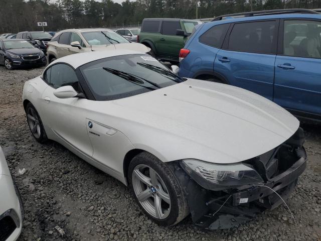 WBALL5C54DJ103797 - 2013 BMW Z4 SDRIVE28I WHITE photo 4