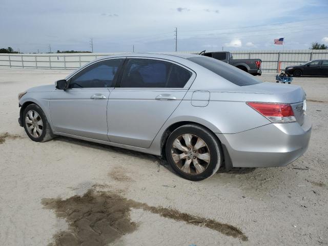 1HGCP2F74AA048560 - 2010 HONDA ACCORD EX SILVER photo 2