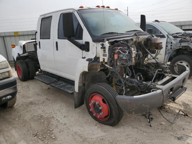 1GBE4E1235F533203 - 2005 CHEVROLET C4500 C4E042 WHITE photo 4