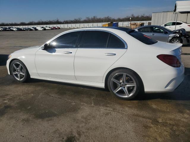 55SWF4JB5JU236094 - 2018 MERCEDES-BENZ C 300 WHITE photo 2