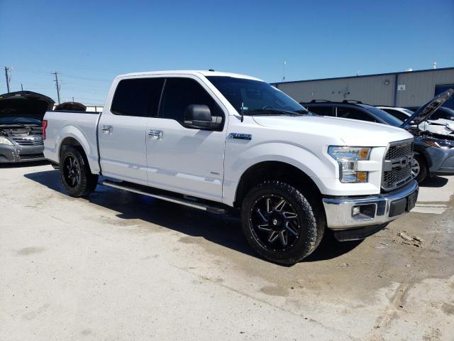 1FTEW1CP2GKF97220 - 2016 FORD F150 SUPERCREW WHITE photo 4