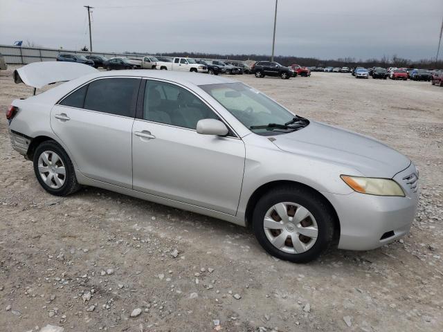 4T1BE46K07U139294 - 2007 TOYOTA CAMRY CE SILVER photo 4