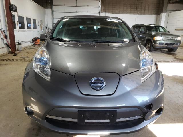 1N4AZ0CPXFC300757 - 2015 NISSAN LEAF S GRAY photo 5