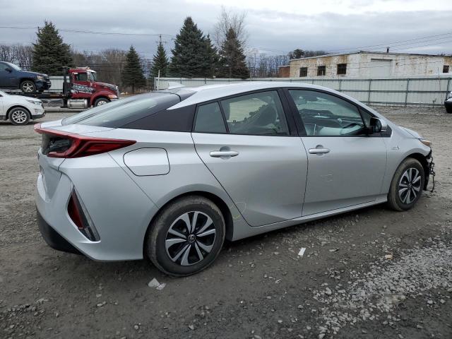 JTDKARFP6H3054640 - 2017 TOYOTA PRIUS PRIM 银色 照片 3