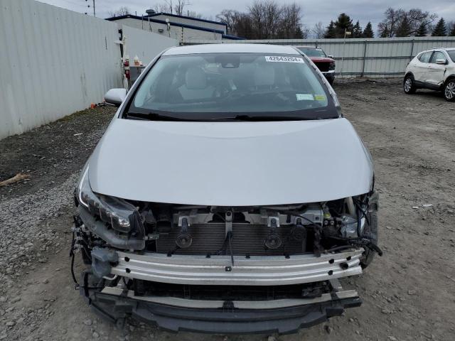 JTDKARFP6H3054640 - 2017 TOYOTA PRIUS PRIM 银色 照片 5