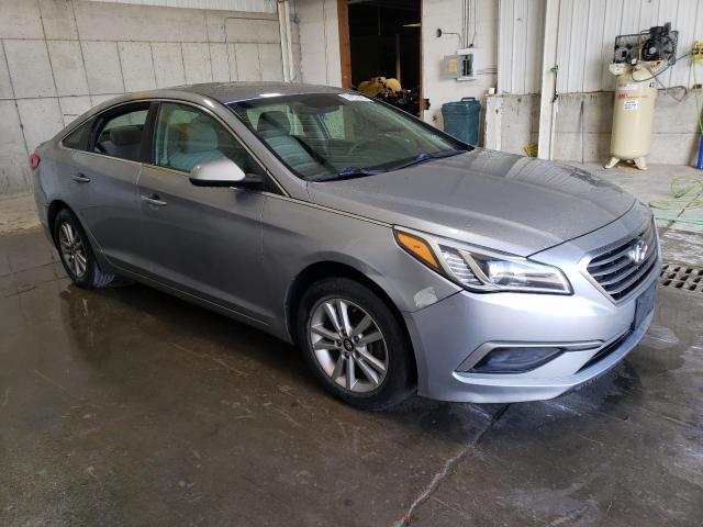 5NPE24AF6HH493983 - 2017 HYUNDAI SONATA SE SILVER photo 4