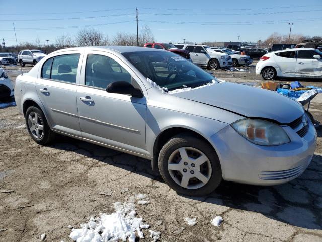 1G1AK52F057638396 - 2005 CHEVROLET COBALT GRAY photo 4