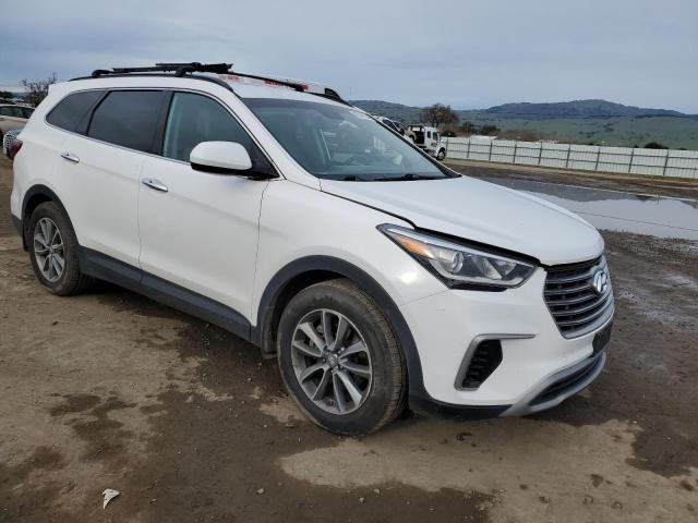 KM8SM4HF8HU204803 - 2017 HYUNDAI SANTA FE SE WHITE photo 4