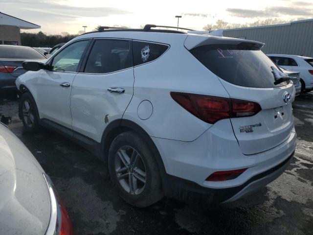 5NMZUDLB8HH032643 - 2017 HYUNDAI SANTA FE S WHITE photo 2