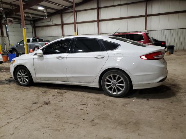 3FA6P0H75HR286436 - 2017 FORD FUSION SE WHITE photo 2