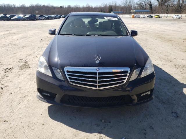 WDDHF5GB3BA355348 - 2011 MERCEDES-BENZ E 350 BLUE photo 5