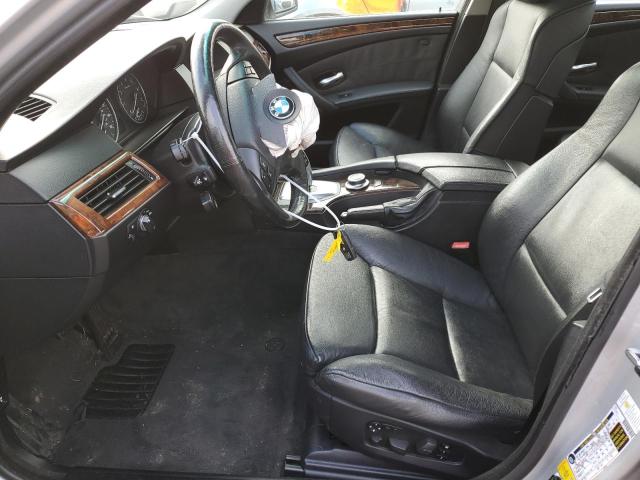 WBANV13588CZ57200 - 2008 BMW 528 XI SILVER photo 7