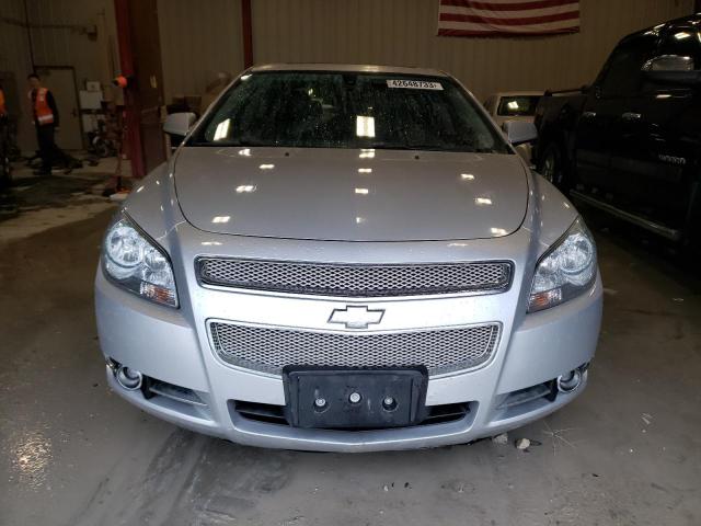1G1ZG5E77CF102489 - 2012 CHEVROLET MALIBU LTZ ვერცხლისფერი ფოტო 5