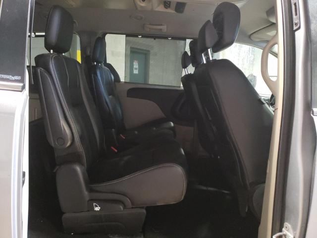 2C4RC1CG1DR733991 - 2013 CHRYSLER TOWN & COU TOURING L SILVER photo 11