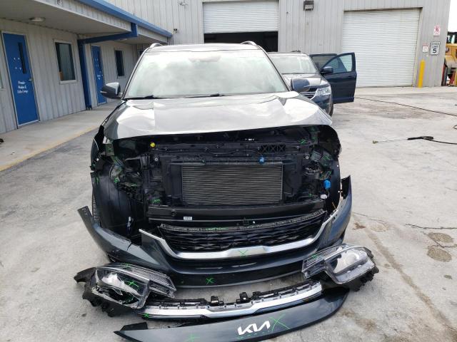 KNDERCAAXP7369700 - 2023 KIA SELTOS EX GRAY photo 5