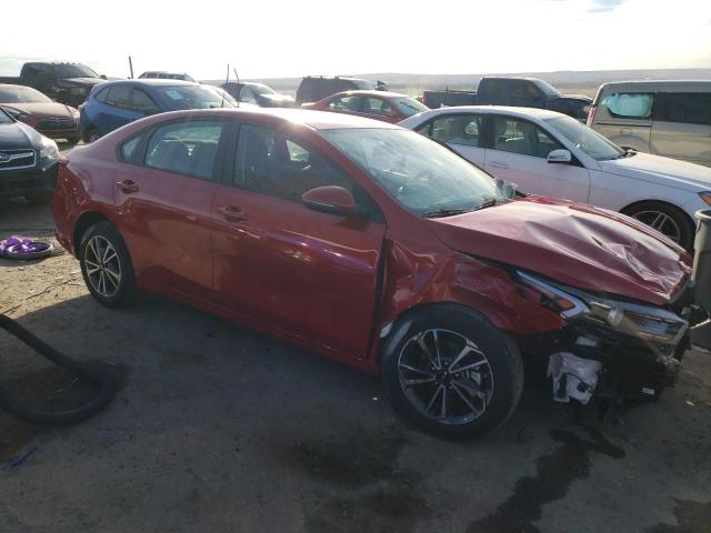 3KPF24AD7PE544624 - 2023 KIA FORTE LX RED photo 4