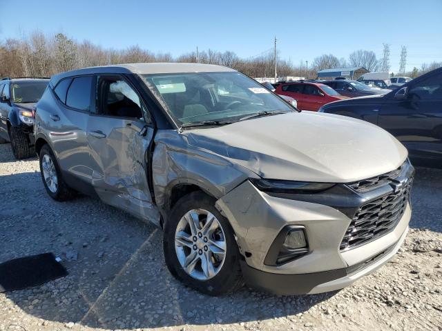 3GNKBBRA0MS574680 - 2021 CHEVROLET BLAZER 1LT GRAY photo 4