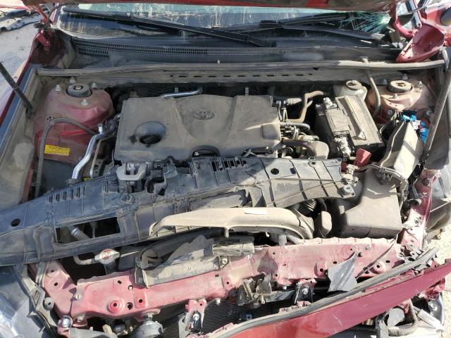 4T1C11AK2LU980355 - 2020 TOYOTA CAMRY LE RED photo 11