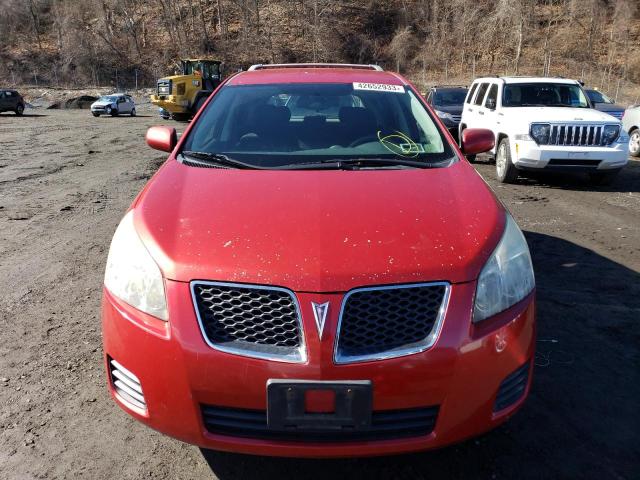 5Y2SP6E82AZ407546 - 2010 PONTIAC VIBE RED photo 5