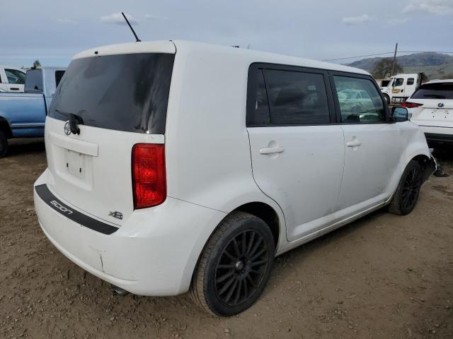 JTLKE50E881028142 - 2008 TOYOTA SCION XB WHITE photo 3