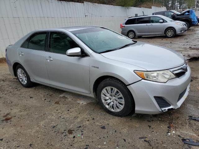 4T1BD1FK8DU088771 - 2013 TOYOTA CAMRY HYBRID SILVER photo 4