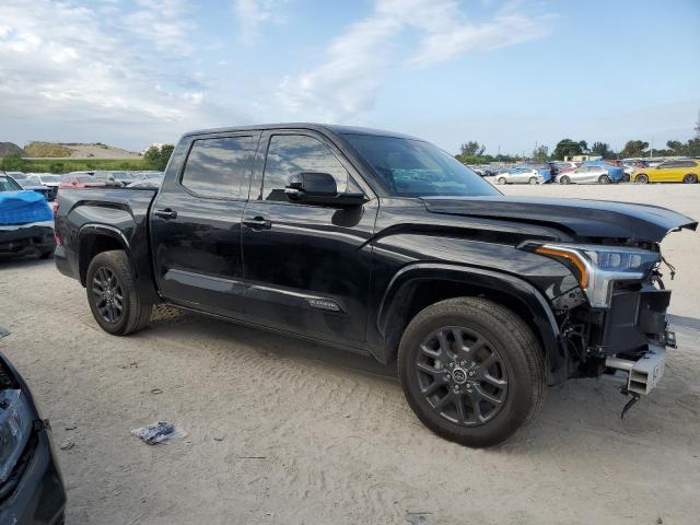 5TFNA5AB7PX021428 - 2023 TOYOTA TUNDRA CREWMAX PLATINUM Schwarz Foto 4
