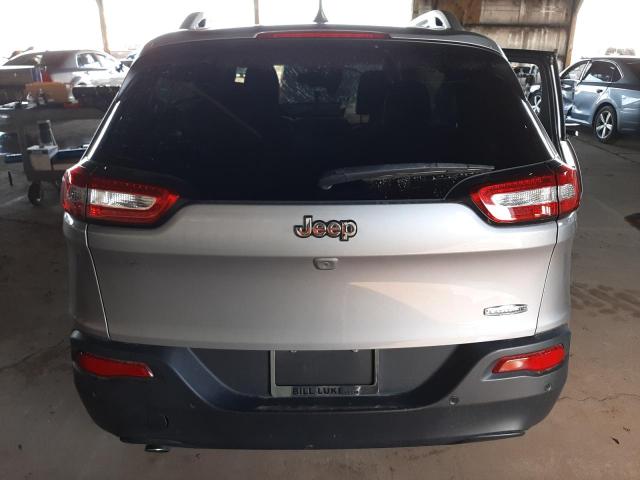 1C4PJLLB4JD557658 - 2018 JEEP CHEROKEE LATITUDE PLUS SILVER photo 6