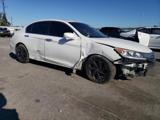 1HGCR2F74HA072782 - 2017 HONDA ACCORD EX WHITE photo 4