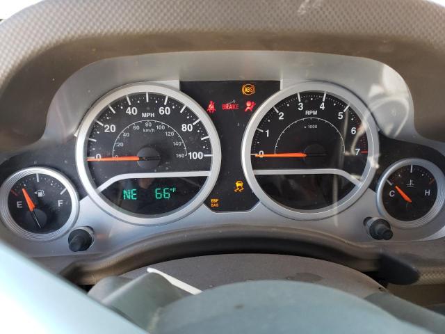 1J4GA59109L769687 - 2009 JEEP WRANGLER U SAHARA BURGUNDY photo 9