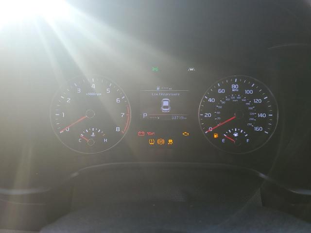 3KPF24AD2ME376192 - 2021 KIA FORTE FE SILVER photo 9