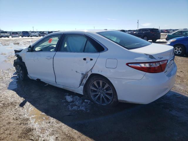 4T4BF1FK8FR456904 - 2015 TOYOTA CAMRY LE WHITE photo 2