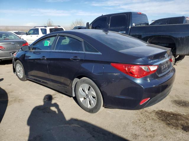 5NPEB4AC3EH813519 - 2014 HYUNDAI SONATA GLS BLUE photo 2