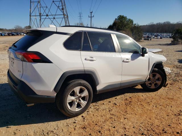 JTMW1RFV6KD002071 - 2019 TOYOTA RAV4 XLE WHITE photo 3