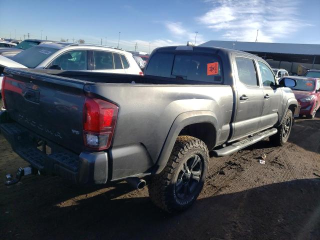 3TMDZ5BN0JM045323 - 2018 TOYOTA TACOMA DOUBLE CAB GRAY photo 3