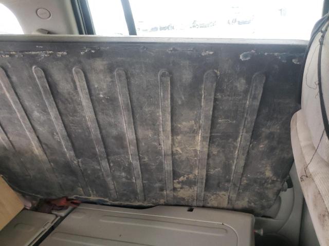 3GNBAAFW8BS519209 - 2011 CHEVROLET HHR LS SILVER photo 13