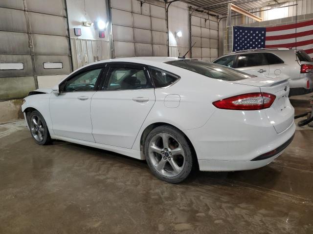 3FA6P0H72FR279800 - 2015 FORD FUSION SE WHITE photo 2