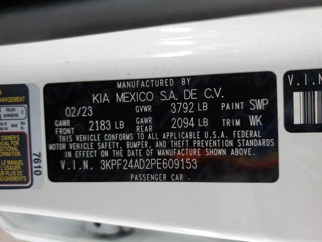 3KPF24AD2PE609153 - 2023 KIA FORTE LX WHITE photo 12