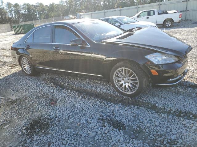 WDDNG7BB8BA379986 - 2011 MERCEDES-BENZ S 550 BLACK photo 4