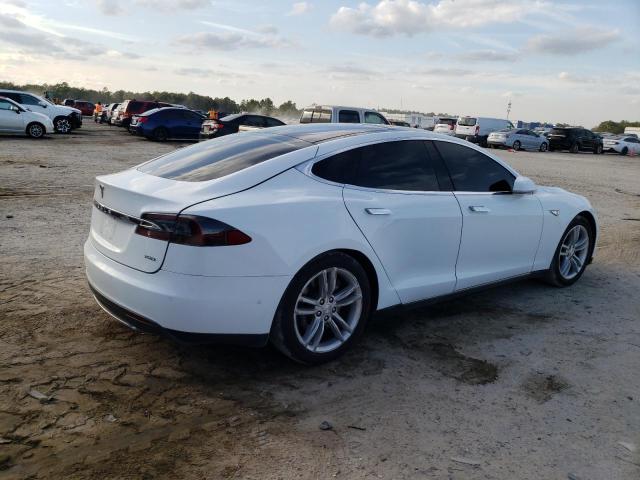 5YJSA1S23FF088773 - 2015 TESLA MODEL S 70D WHITE photo 3