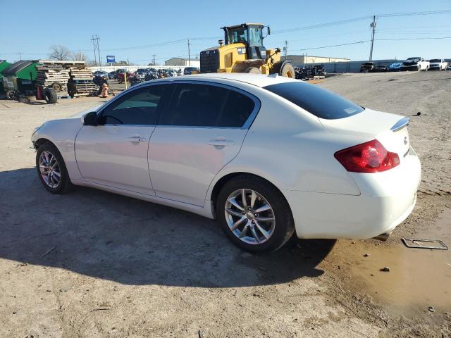 JNKBV61F08M266427 - 2008 INFINITI G35 WHITE photo 2