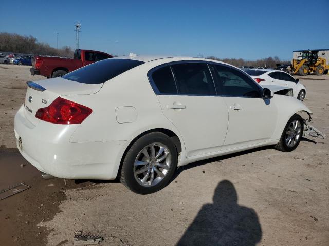 JNKBV61F08M266427 - 2008 INFINITI G35 WHITE photo 3