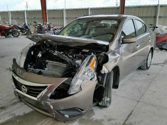 3N1CN7AP7HL888167 - 2017 NISSAN VERSA S  photo 2