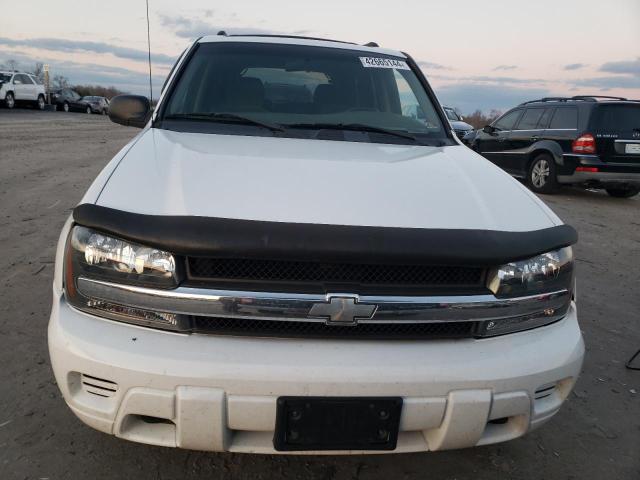 1GNDT13SX22241588 - 2002 CHEVROLET TRAILBLAZE WHITE photo 5