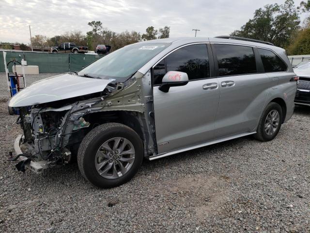5TDKRKEC8MS001459 - 2021 TOYOTA SIENNA LE SILVER photo 1