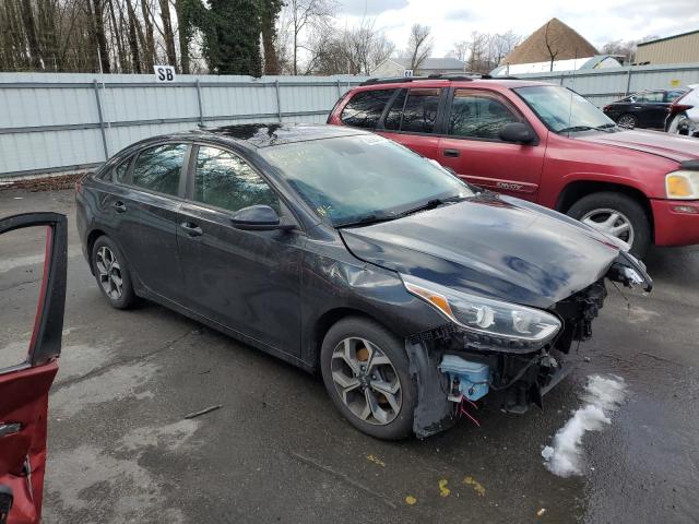 3KPF24AD2KE058599 - 2019 KIA FORTE FE BLACK photo 4