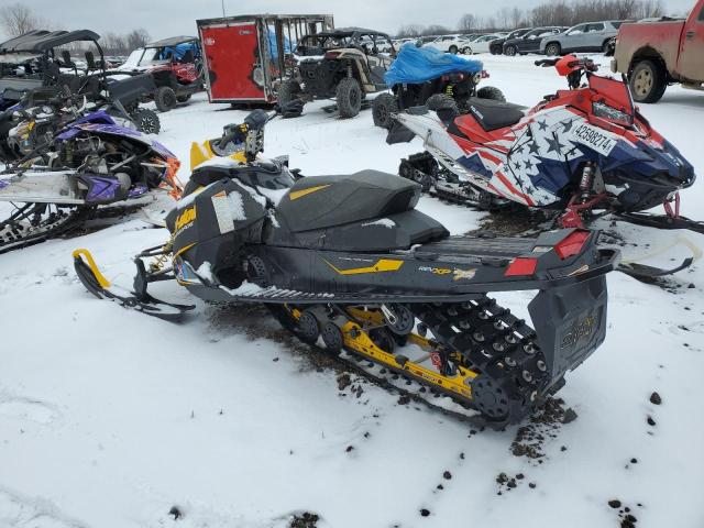 2BPSUFDB0DV000532 - 2013 SKI DOO RENEGADE BLACK photo 3