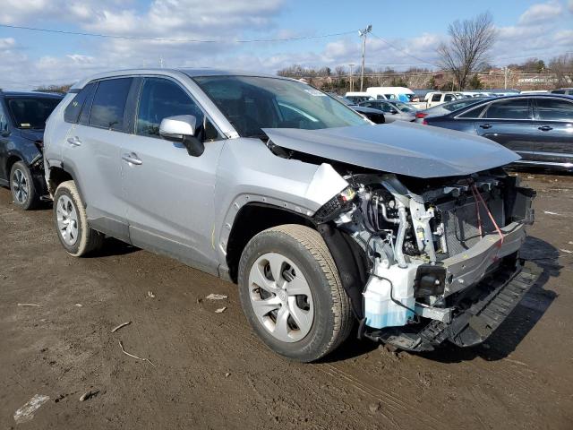 2T3G1RFV9PC327474 - 2023 TOYOTA RAV4 LE GRAY photo 4