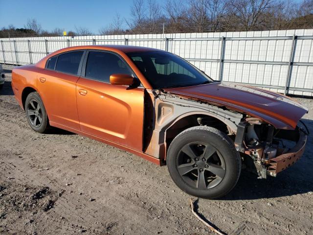 2B3CL3CG7BH614896 - 2011 DODGE CHARGER ORANGE photo 4